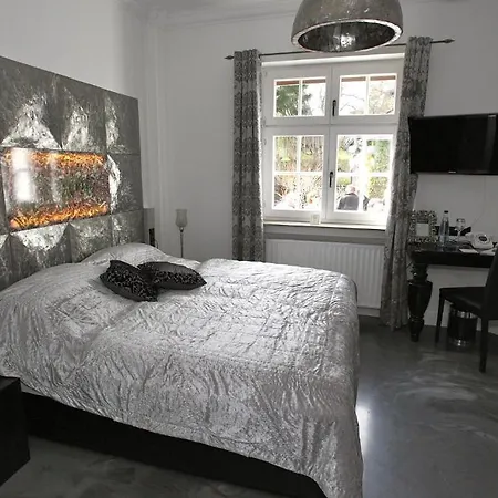Adelees Boutique Hotel