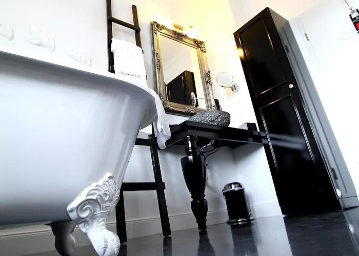 Adelees Boutique Hotel